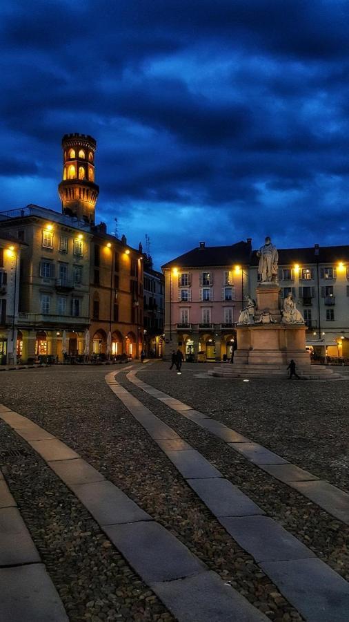 La Terrazza Vercelli Bed & Charme Exteriér fotografie