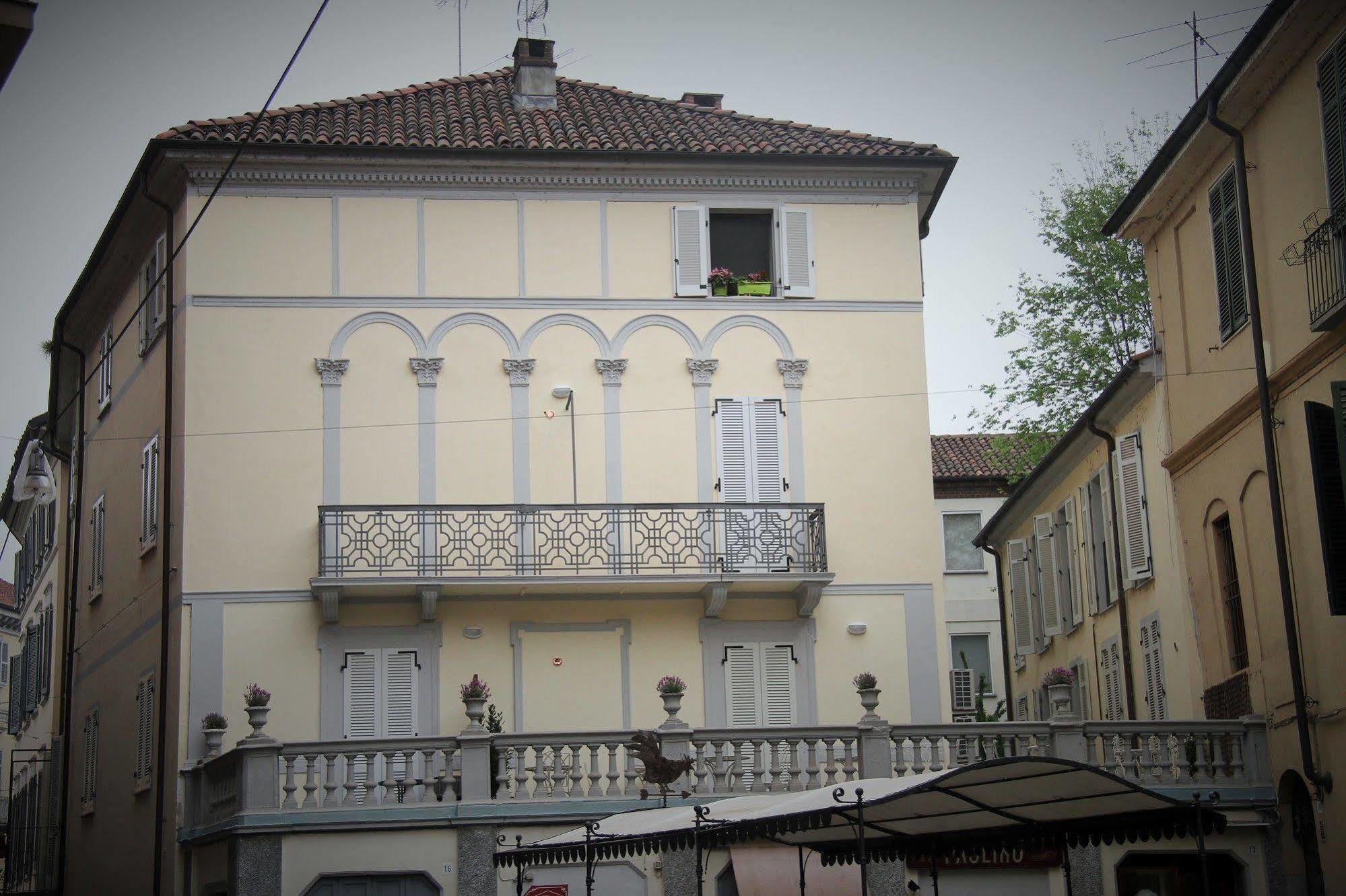 La Terrazza Vercelli Bed & Charme Exteriér fotografie